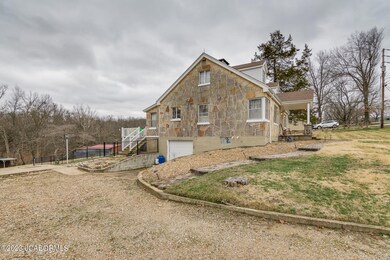 3209 Main St Lohman-03
