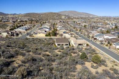 1052 N Cloud Cliff Pass