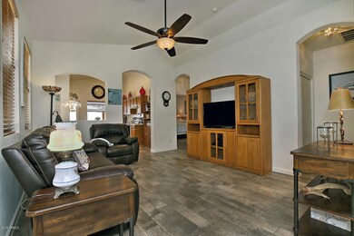 2171 N Iowa St Chandler AZ-large-007-5-L