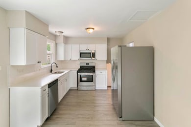 3415 Laurel Ln, Hazel Crest, IL 60429 - photo 4