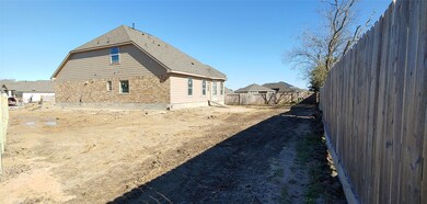 1753 Yaupon Trail Ct, Alvin, TX 77511 - photo 4