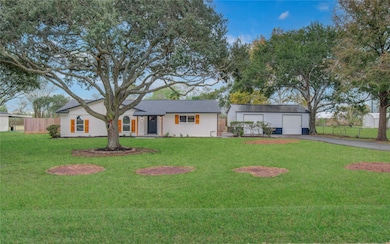 12011 Cherry Point Dr, Dayton, TX 77535 - photo 2