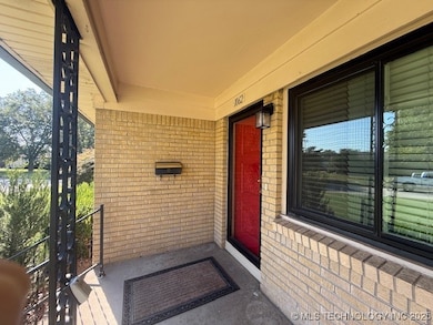 1062 E 53rd St, Tulsa, OK 74105 - photo 6