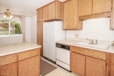 2731 SW Dune Ave, Lincoln City, OR 97367 - photo 5