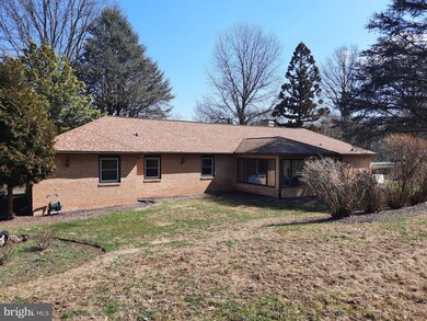 838 Kiehl Dr, Lemoyne, PA 17043 - photo 5