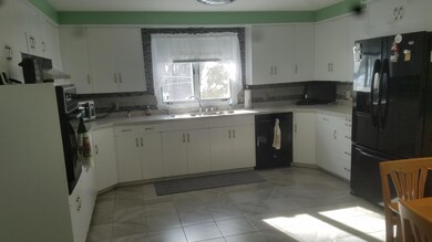 180 Montello St, Lewiston, ME 04240 - photo 4