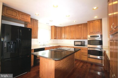 12624 Granite Ridge Dr, North Potomac, MD 20878 - photo 3