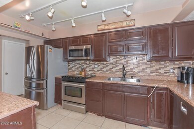 Kitchen-Range