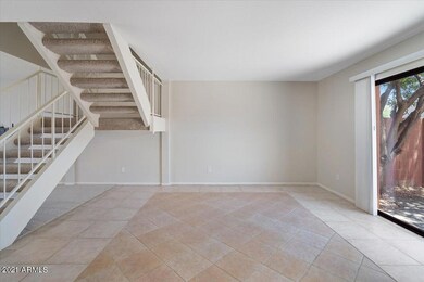 05-Family Room