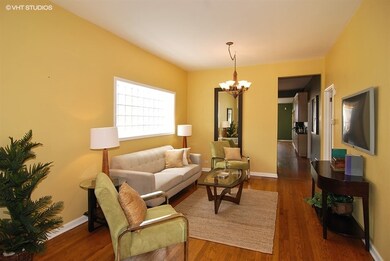 1163 Clarence Ave, Oak Park, IL 60304 - photo 2