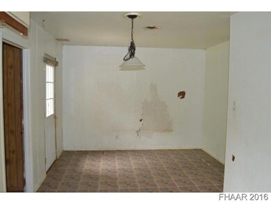 1104 S 19th St, Copperas Cove, TX 76522 - photo 4