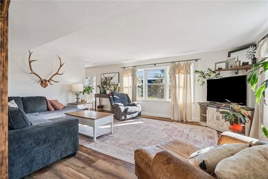 1013 36th St SE, Cedar Rapids, IA 52403 - photo 6