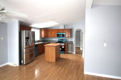 KITCHEN W/ NEW APPLIANCES