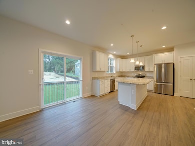 6412 Meadows Ln, Columbia, MD 21045 - photo 7