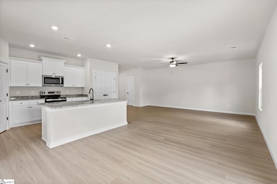 1321 Pitch Pine Place, Moore, SC 29369 - photo 2