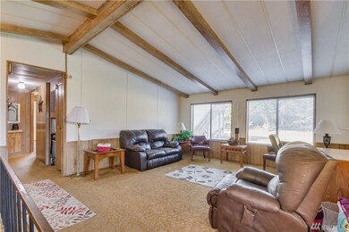13704 Mccutcheon Rd E, Orting, WA 98360 - photo 7