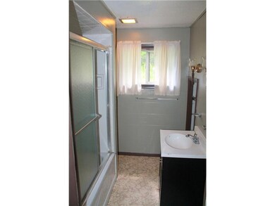 Full Bath. 2nd floor full bath