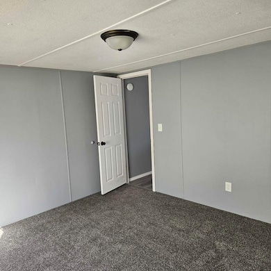 5722 Blissfield Ct, Fort Wayne, IN 46818 - photo 7