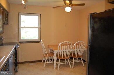 904 Mennonite Rd, Royersford, PA 19468 - photo 6