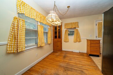 1312 E Main St, Luray, VA 22835 - photo 7