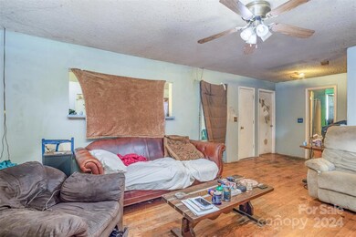 5602 Lewis Rd, Gastonia, NC 28052 - photo 6