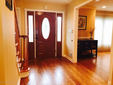 10 Chesley Ct, Morganville, NJ 07751 - photo 3