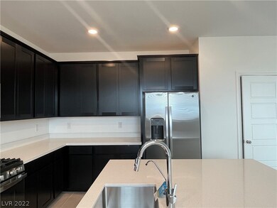 6824 Chargehand Ave, Las Vegas, NV 89156 - photo 5