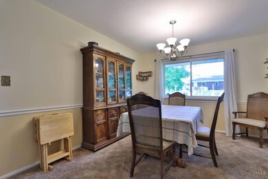 1612 Clemson Cir, Cincinnati, OH 45255 - photo 7