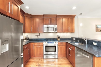 362 Bunker Hill St unit 3, Charlestown, MA 02129 - photo 6