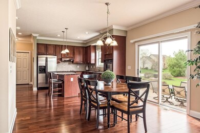 Kitchen Dining Area