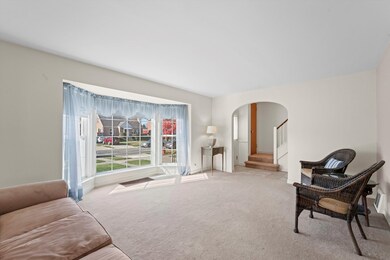 1627 Manchester Ave, Westchester, IL 60154 - photo 4