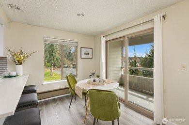 23405 Lakeview Dr unit H306, Mountlake Terrace, WA 98043 - photo 7