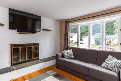 47 Rockcrest Dr, Cranston, RI 02920 - photo 5