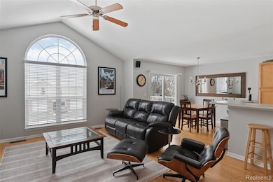 30210 Chesapeake Cir unit 360, Walled Lake, MI 48390 - photo 5