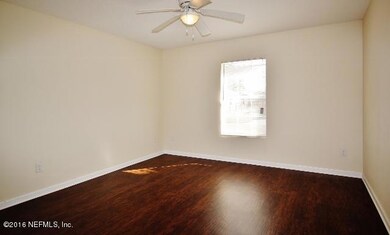 4372 Melissa Ct W, Jacksonville, FL 32210 - photo 5