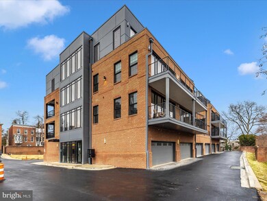 210 E 2nd St unit 401, Frederick, MD 21701 - photo 4