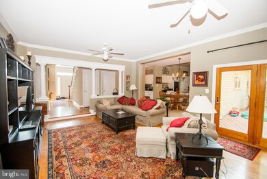 9107 Lynchburg Ct, Fairfax, VA 22032 - photo 3