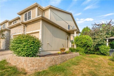 6310 Darnell St, Shawnee, KS 66216 - photo 2