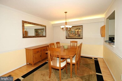 8003 Galla Knoll Cir, Springfield, VA 22153 - photo 4