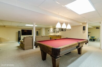 601 Fairway View Dr, Algonquin, IL 60102 - photo 6