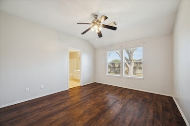 448 Sandstone Creek Ln, Dickinson, TX 77539 - photo 6