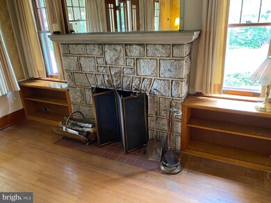 2051 W Highland St, Allentown, PA 18104 - photo 4