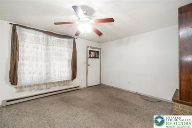 438 N 9th St, Allentown, PA 18102 - photo 4