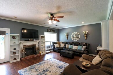 04 living room