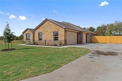 124 Metheglin Dr, Temple, TX 76502 - photo 2