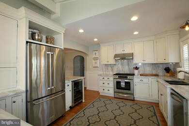 2359 Highland Ave, Falls Church, VA 22046 - photo 2