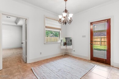 102 Briarbend-6