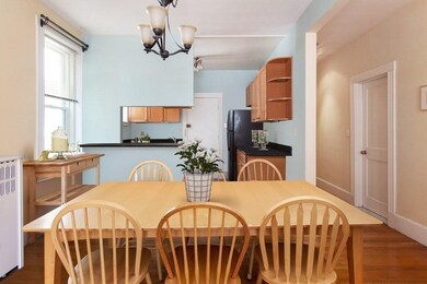 3 Fuller St unit 2, Brookline, MA 02446 - photo 3