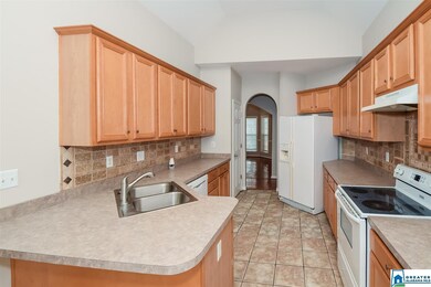 200 Camden Lake Dr, Calera, AL 35040 - photo 6