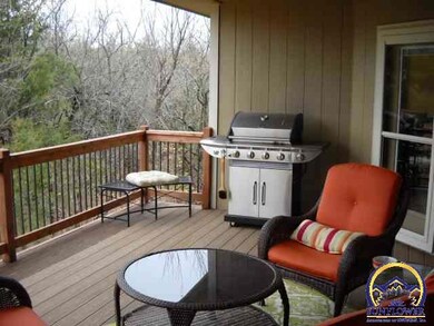 6325 SW 48th Ln, Topeka, KS 66610 - photo 4